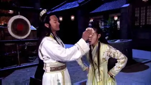 璎珞喊累,陆三木为其擦汗,还累吗璎珞一脸花痴不累了