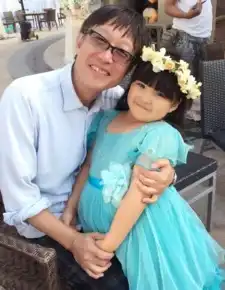 王诗龄在片场的日常扮美拍照打影帝组图