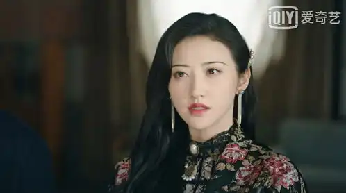 司藤景甜造型数十套不重样,一套比一套美,真人间富贵藤