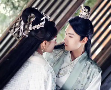 双世宠妃2强势来袭,出现两个八王爷,曲小檀竟然同时爱上两个人