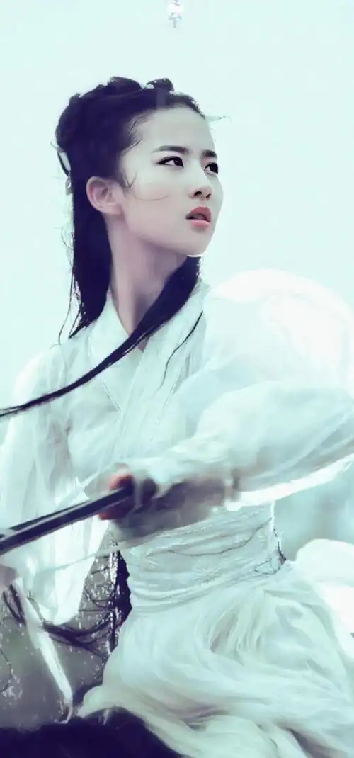 神仙姐姐刘亦菲,一代人心中的女神,高清美图能带给你怎样的回忆
