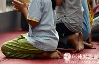 漫步泰国大皇宫看现实版满城尽带黄金甲
