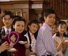 明星们的花式比心,本以为刘烨最逗,没想到他更强
