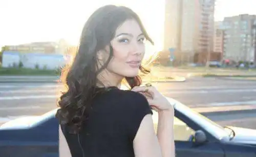 相亲时,你觉得对方什么行为最败好感