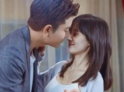 真不敢相信这五对明星居然交往过光看照片,就感觉信息量巨大
