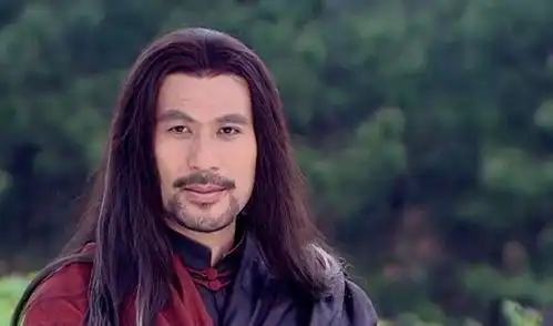 王晶曝光倚天屠龙记黄金阵容,徐锦江演金毛狮王,他演张无忌