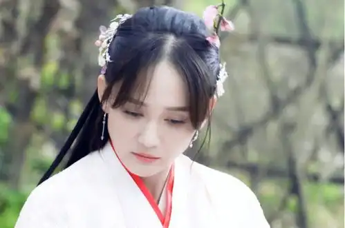 独孤皇后陈乔恩再演少女,妆容完美,可眼袋却不容忽视