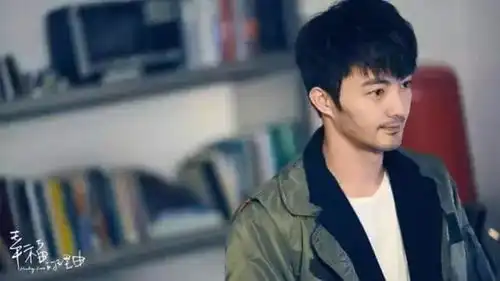 暖帅看腻了大女主,急需钟汉良乔振宇这样的音乐家回回神
