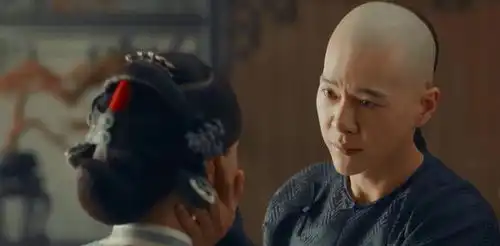 当家主母曾宝琴与曹雪芹究竟有何联系两人的身世为何相似
