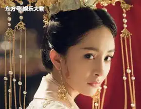 杨幂再次签约女艺人,与迪丽热巴两种风格,网友大呼初恋的感觉
