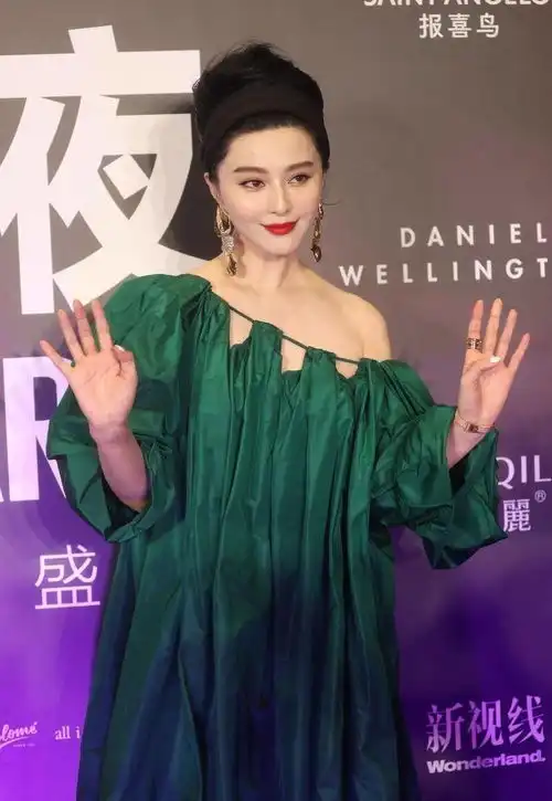 范冰冰我不是潘金莲,苹果手机的还珠格格
