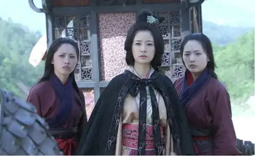 孙尚香惨被抛弃,刘备转眼娶嫂嫂立为皇后,意欲何为