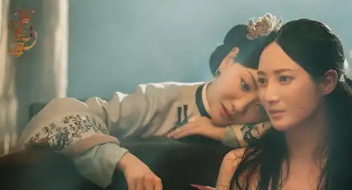 蒋勤勤杨蓉亲密剧照撞郝蕾经典片段,两人太美似油画,网友刺激