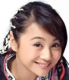 曹颖全家照,老公越来越红,家庭幸福,儿子逆天颜值令人羡慕