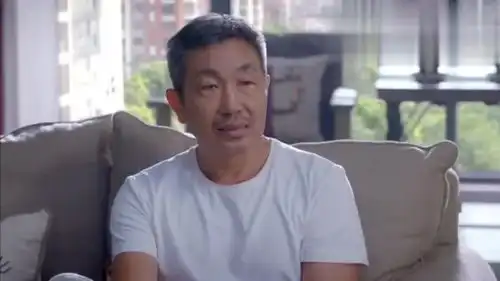 淘气爷孙孙子走丢好几次,老太太担心孙子,下血本买定位手表
