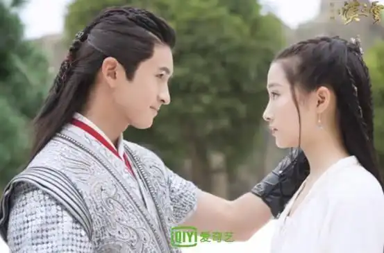 张云龙关晓彤再度上演恩爱暴击爱奇艺轩辕剑之汉之云持续甜蜜