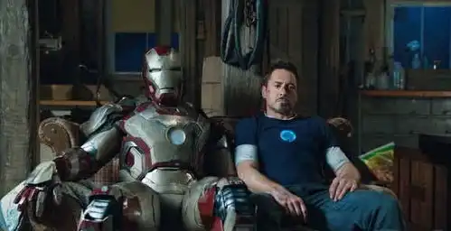 吴京还有这段历史曾为钢铁侠3跑龙套,戏份却被删干净了