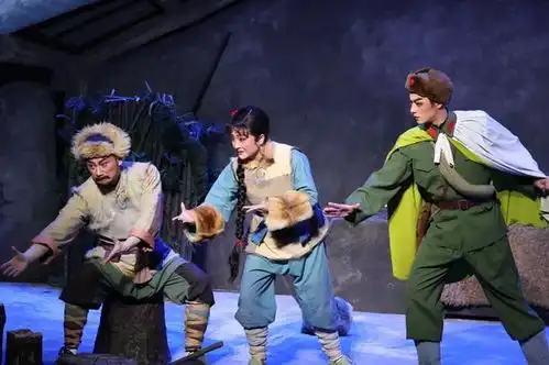 蓝天摘梅从那场演出中看到海派京剧生生不息的文化密码