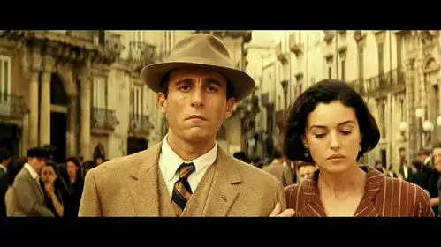 西西里的美丽传说
