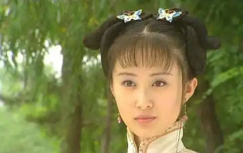 几只蝴蝶头饰就能美到犯规,张庭俏皮,舒畅小家碧玉,张馨予实力
