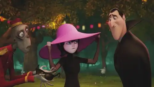 精灵旅社2为了丹尼的成长,梅菲斯要带儿子离开城堡
