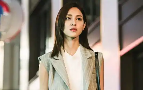 男人味十足的飞虎之潜行极战,怎能少了一众美女