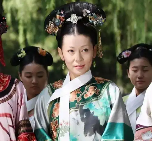 甄嬛传蠢妃齐妃,谁年轻时还不是个美人谁还不曾是宠妃