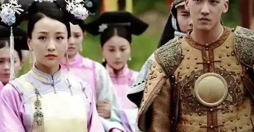 此女与三任皇帝关系密切,真正后宫掌权人,连皇后都敬让她三分