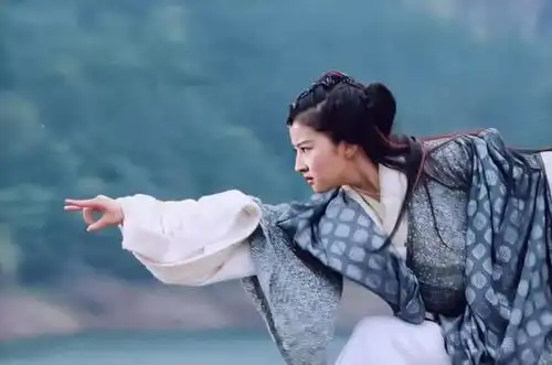 ai修复仙剑一原始剧照,胡歌的姜明,袁弘的刘晋元,好多惊喜