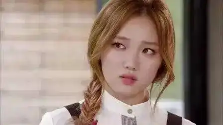 韩国又一对国民情侣分手了,但我看到他们的分手理由就笑喷了