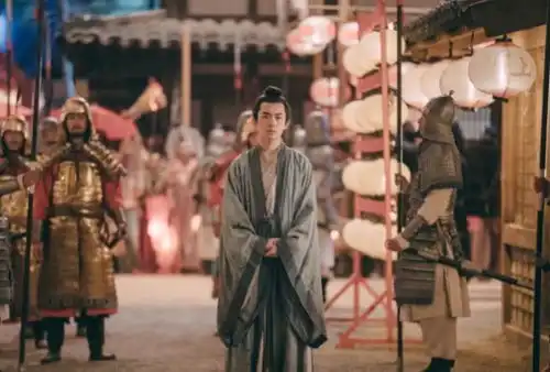 易烊千玺再获认可,导演称他是李必唯一人选,四字弟弟太厉害