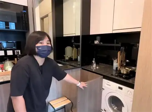 香港31岁姑娘的26㎡蜗居火了虽然又小又贵,她却一住就是6年