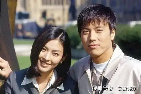 韩在石晒古装剧造型妙手情天饰演帅气医生富二代出身家境不凡