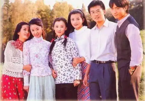 她是情深深雨蒙蒙中的最美女星,如今却无戏可拍被遗忘成这样