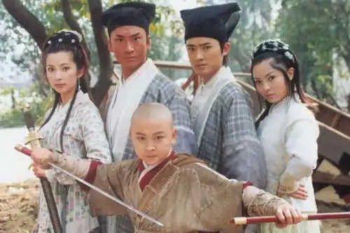 少年包青天里的八贤王和三廉王,都叫什么名字呢