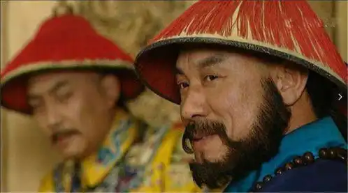 雍正王朝年羹尧为什么直接射杀富宁安,而不是按军法处置
