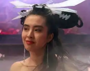 王祖贤晒旧照,芳华绝代美人胚子,少女时期逆天颜值美爆了