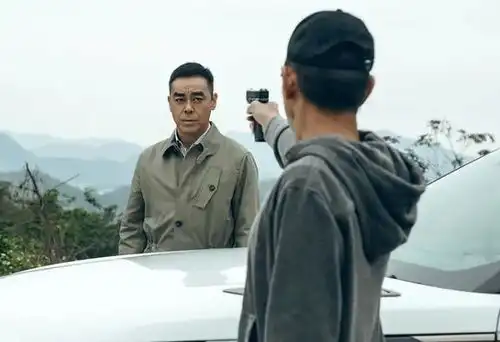 年度最佳大片已预订,八佰都不是对手,一开场就打出了王炸
