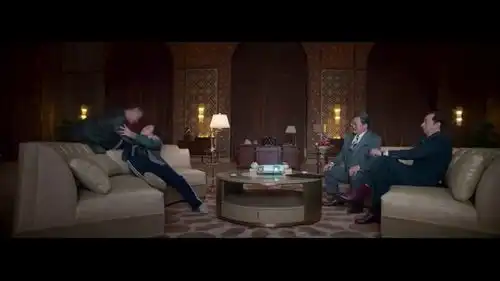 西虹市首富张晨光这一耳光,下手太狠了,沈腾耳朵都被打失聪了
