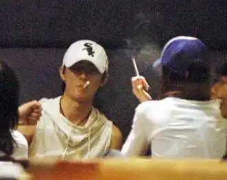 祝福韩庚生日认爱战狼2女主卢靖姗,祝福祝福