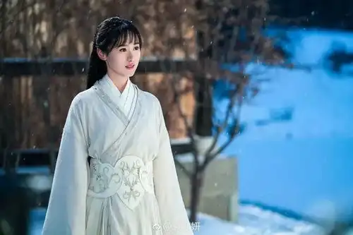 将夜剧照袁冰妍