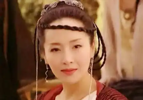 一婚被骗,二婚4年离婚,女儿公开出柜,恬妞的经历太坎坷