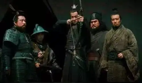 三国中十大经典遗言刘备最虚伪,董卓最搞笑,诸葛亮最感人