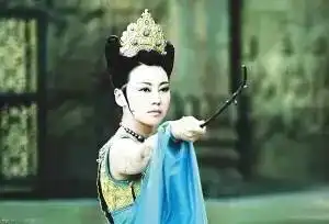 她曾是被人嘲笑土包子,如今逆袭成少女
