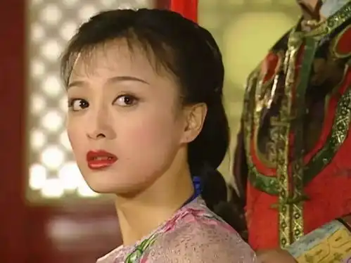 秦岚41岁的女人,很美,不结婚
