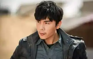 曾三次入围戛纳电影节影帝角逐,却一直不火,因妻子采访上热搜
