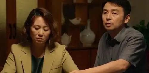 春节档炸裂热辣滚烫vs第二十条,两部大片谁会胜出
