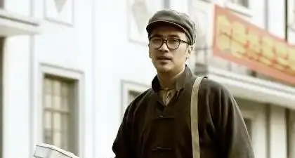 2018年第一部谍战剧风筝你看没烧脑不原著小说更烧心