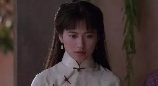 18岁的张柏芝,29岁的关之琳,47岁俞飞鸿,巅峰时刻容颜谁最美
