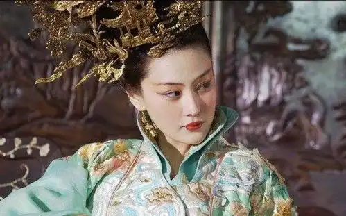 史上最强悍的保姆,嫁小17岁的皇帝成为贵妃,两个皇后都怕她
